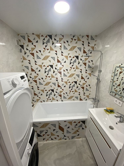 Розкішна велика 2 кімнатна квартира з дизайнерським ремонтом! Хмельницкий - изображение 6