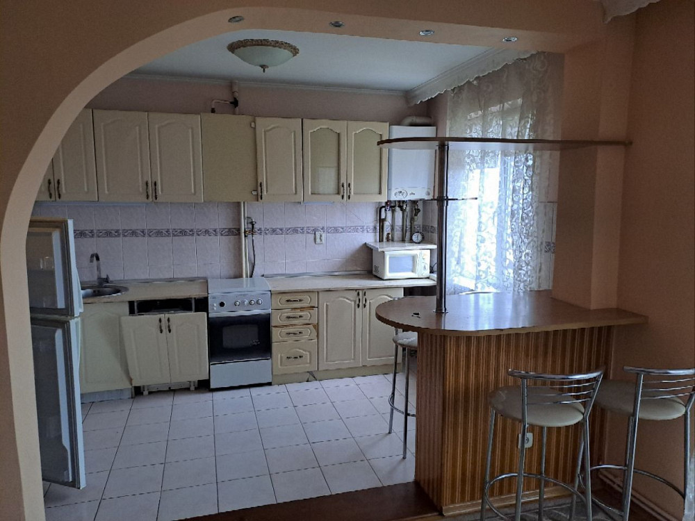 Терміново продається трьох кімнатна Росвігово. Мукачево - изображение 2