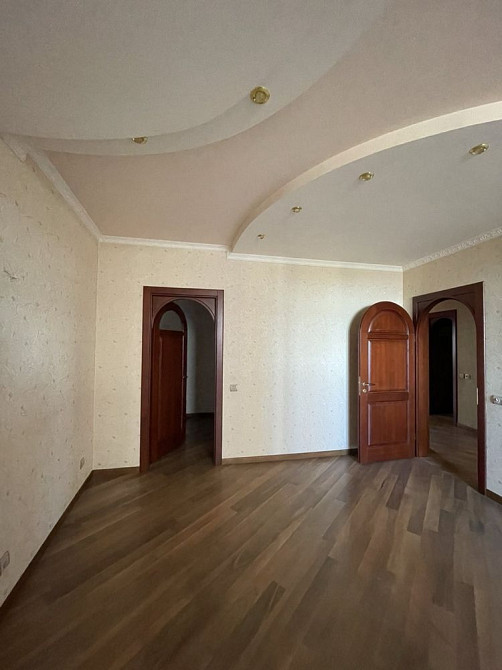 Продам квартиру по вул. Шептицького 10, метро Лівобережна Киев - изображение 7