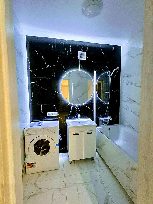 Оренда стильної 2к. НОВОБУДОВИ в центрі! Ровно - изображение 1