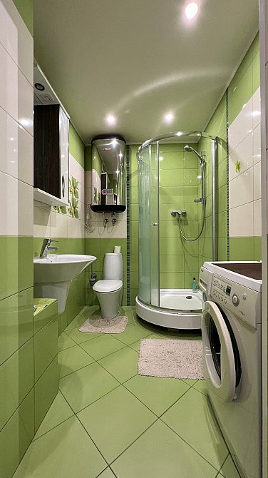 Продам 1 кімнатну квартиру в  ремонті  з меблями та технікою Біла Церква - зображення 7