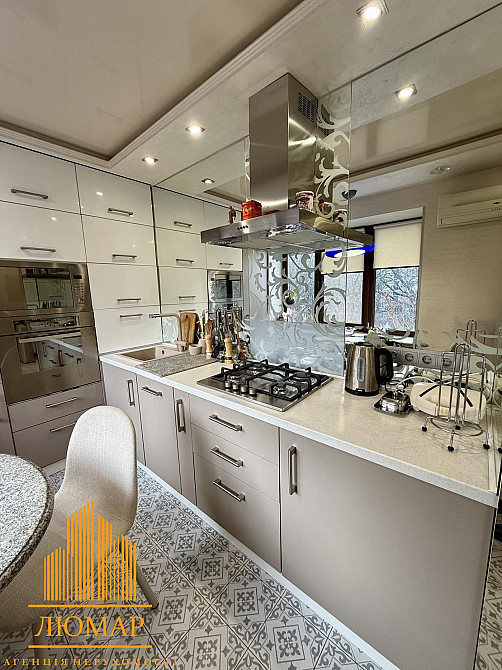 Продаж 1 кім. Квартири по вул. Франка Львів - зображення 4