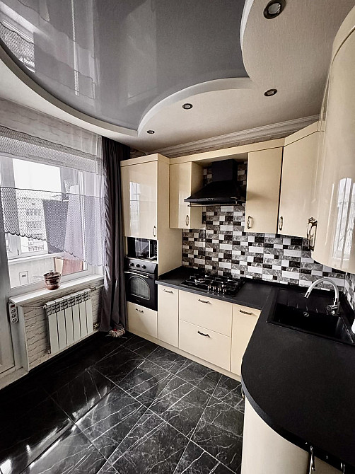 Продам 3 кімнатну квартиру на  Піщаному масиві Біла Церква - зображення 1