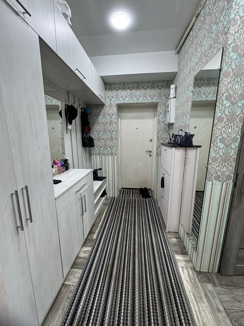 Продам шикарную трехкомнатную квартиру . Центр города Кам`янське (Запорізька обл.) - зображення 3