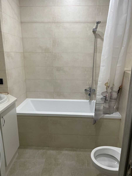 здаю однокімнатну квартиру Дарницький р-н Киев - изображение 1