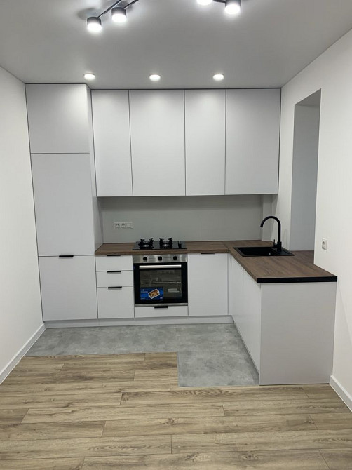 Продам квартиру з ремонтом в центрі Івано-Франківська ( власник) Ивано-Франковск - изображение 3