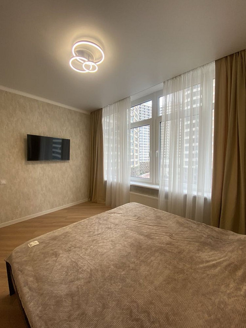 1 комнатная квартира на Каманина Одеса - зображення 2