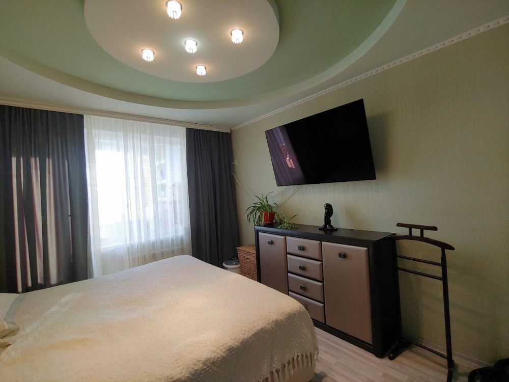 Трикімнатна квартира з Автономним отопленням Біла Церква - зображення 2