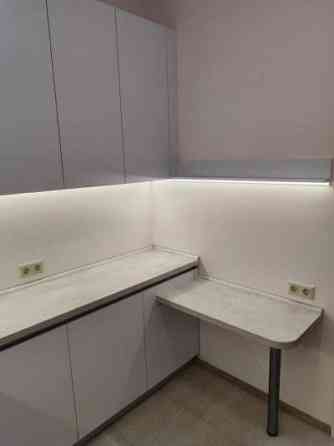 Сдаю квартиру ул Боровского 1/17
 ЖК золотые столбы 
 2 этаж
 Студия Одеса