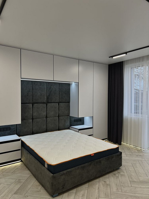 Не вимикають світло! - Однокімнатна дизайнерська квартира в центрі Трускавец - изображение 3