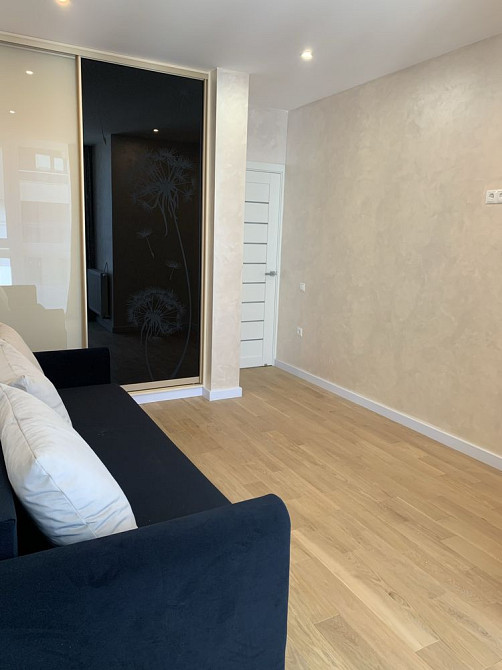 Оренда 2-кім.квартири з кухнею-вітальнею Львів - зображення 8