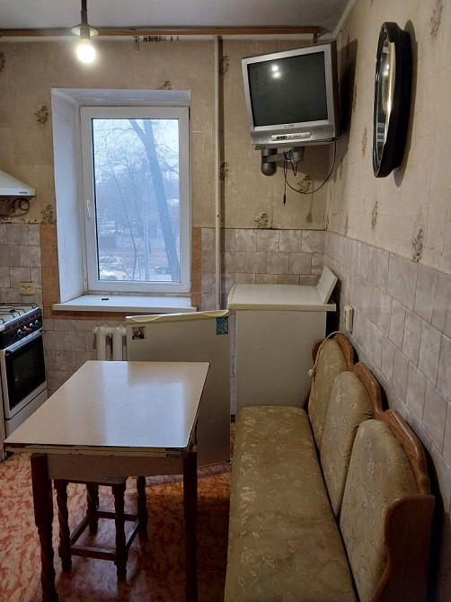 2 комнатная, 8000 грн за все, можно на месяц! Боевая! Чернигов - изображение 3