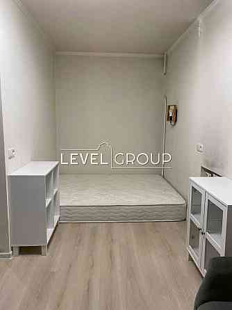 ПРОДАЖ ВИГІДНА ЦІНА м.Житомирська вул.Зодчих 6б (Цегляний) РЕМОНТ Киев