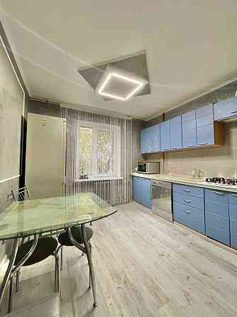 Продам красивую 3х ком с Ремонтом на Заболотного- ТЦ Семья Одеса