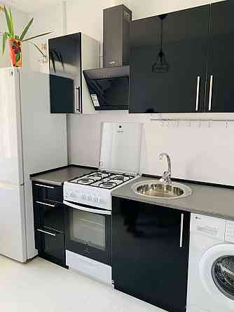 Продам 1 ком кв с Евроремонтом с А/О Левый берег Кам`янське (Запорізька обл.)