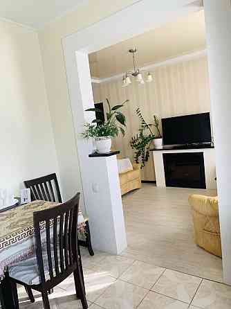 Продам 3х ком видовую кв Л/Б с Шикарным ремонтом и А/О Кам`янське (Запорізька обл.)