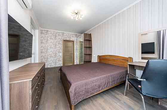 4 кімнатна квартира  ЖК «Зарічний» вул. Зарічна 1 б Kyiv