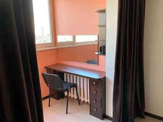 Трьокімнатна з усіма зручностями Kyiv