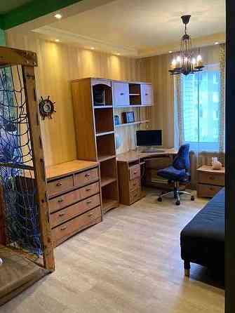 Трьокімнатна з усіма зручностями Kyiv