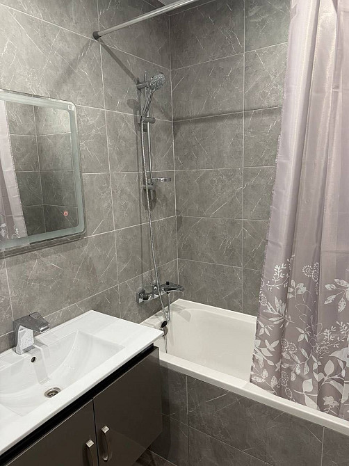 Однокімнатна квартира длительно Одеса - зображення 3