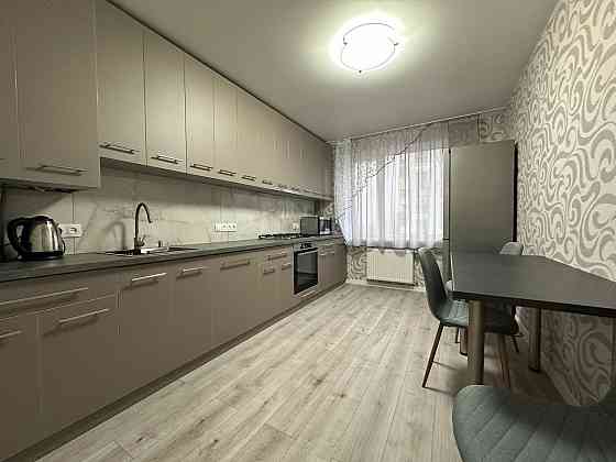 Здача 2х кв вул.Банківська р-н ЛІЦЕЮ  з інд. газ.опал. Медвин (Іванківський р-н)