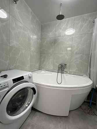 Здача 2х кв вул.Банківська р-н ЛІЦЕЮ  з інд. газ.опал. Медвин (Іванківський р-н)