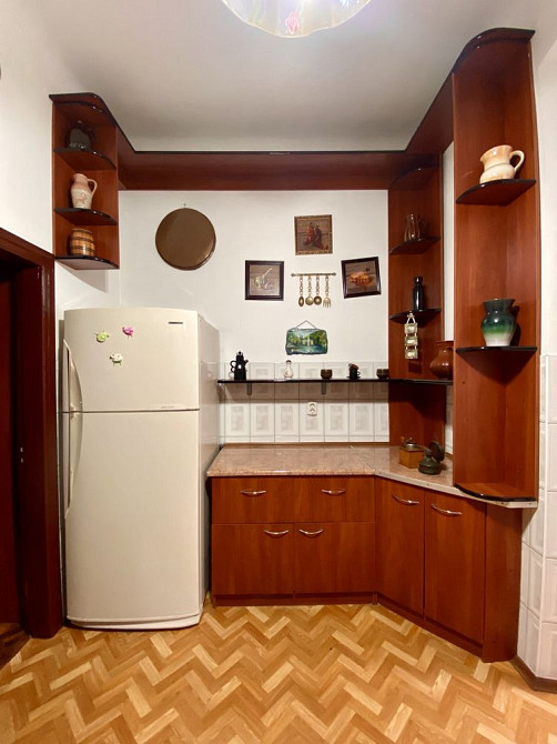 Оренда 3-к кв. вул.Першотравнева (Центр) Черновцы - изображение 5