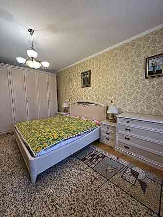 Продам 4-к м.Арсенальная Печерск ул.Омеляновича-Павленка,Лейпцизька Киев