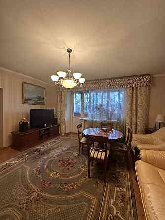 Продам 4-к м.Арсенальная Печерск ул.Омеляновича-Павленка,Лейпцизька Киев