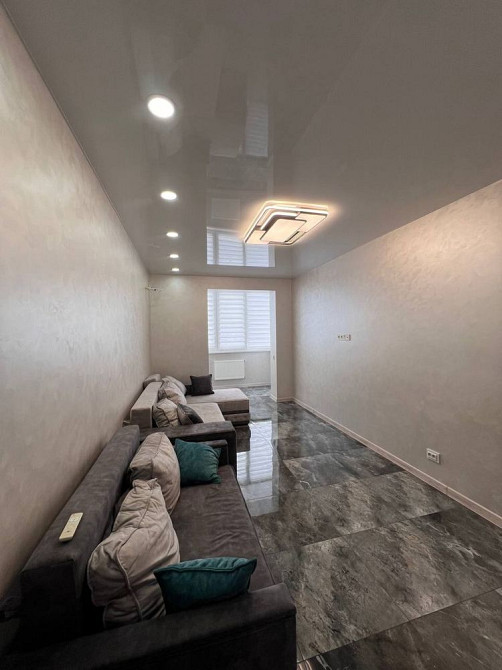 Продам двокімнатну квартиру, на зручному середньому поверсі. Новобудов Ровно - изображение 2