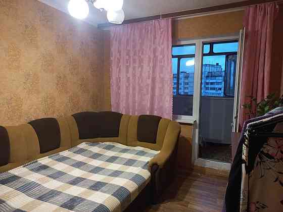 Продам трикімнатну квартиру на Троєщині (вул. Р.Рейгана) Киев