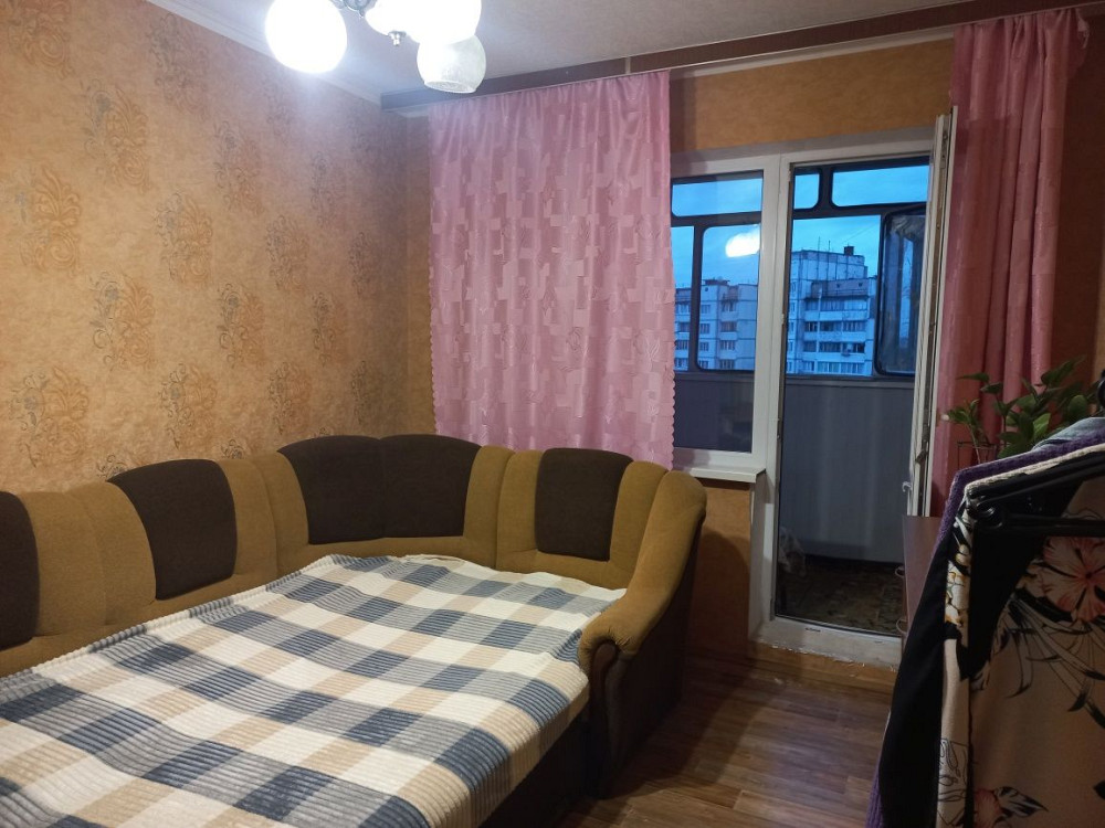 Продам трикімнатну квартиру на Троєщині (вул. Р.Рейгана) Киев - изображение 2