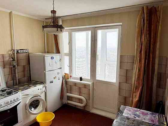 Продам 1-кімнатну Святошинський, Микільська Борщагівка, Коласа 6-А Киев