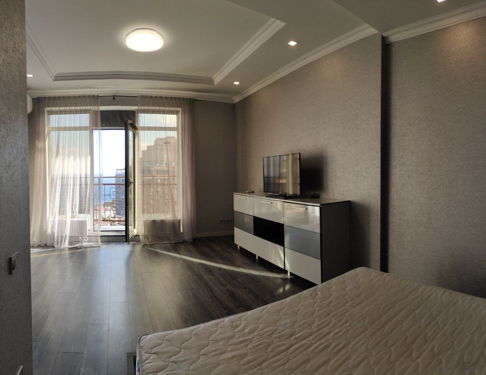 Квартира с террасой в 8 Жемчужине Одеса - зображення 3