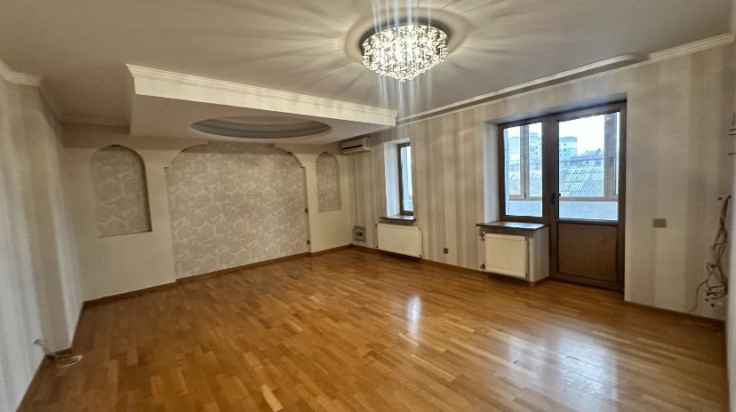 Продам 4-кімн.кв. 120,2 кв.м по Небесній Сотні, р-он зуп. Центр Кременчук - зображення 8