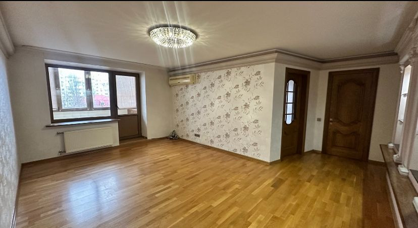 Продам 4-кімн.кв. 120,2 кв.м по Небесній Сотні, р-он зуп. Центр Кременчук - зображення 2