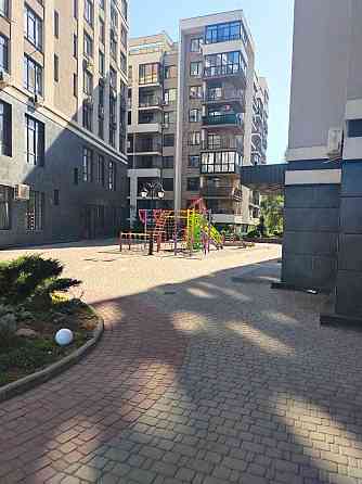 Квартира на Троещині + підземне паркомісце! Киев