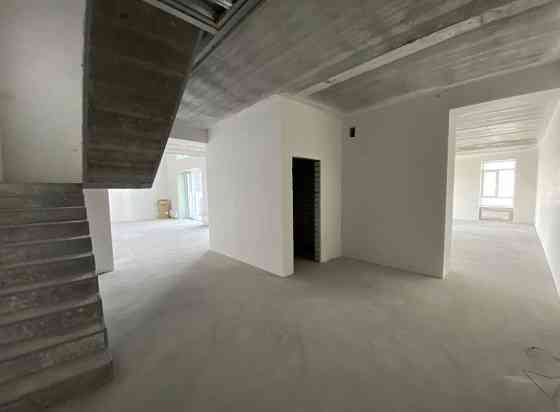 Продам квартиру в новобудові у 3 рівнях по Сердюка, центр Кременчуг