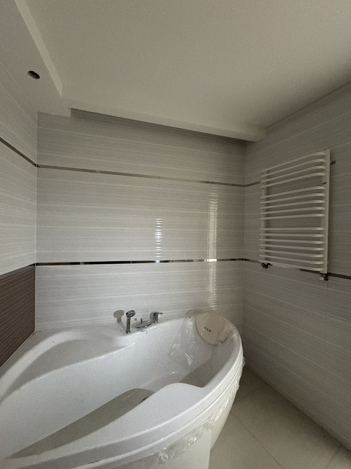 3-х кімнатна квартира з сучасним ремонтом! Ціна +/- З2.ООО грн/1m2. Хмельницький - зображення 5