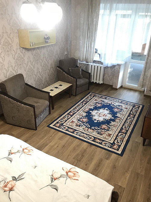 Сдается 1-квартира 
ул Гагарина 
3/5 новая косметика
Квартира с мебель Запоріжжя - зображення 2