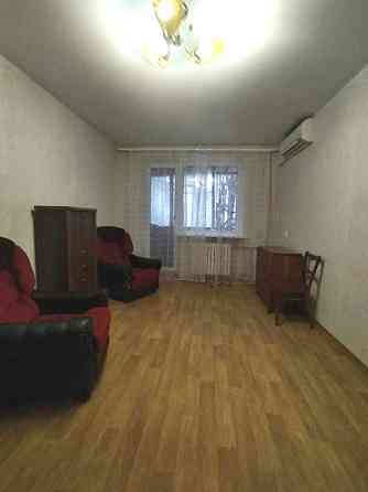 Здам 2кім. квартиру на 12 кварталі Дніпро