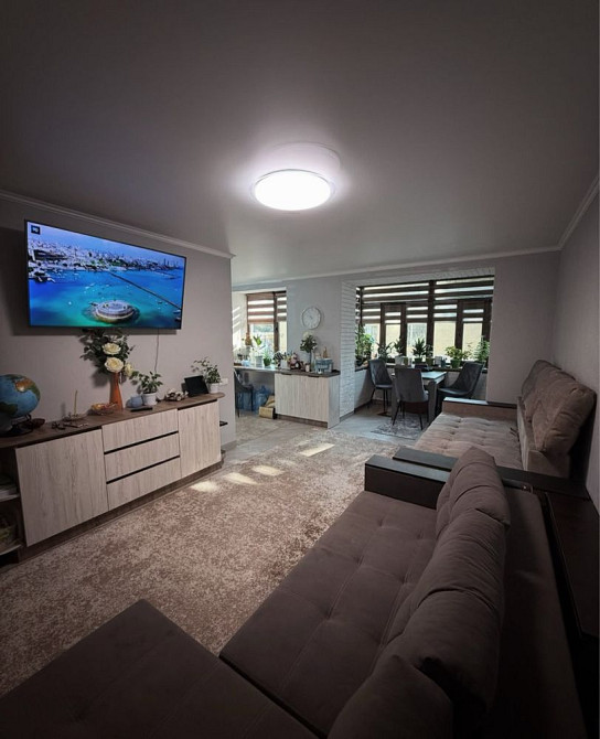 Продам квартиру Центр города ул Дзержинского Білгород-Дністровський - зображення 1