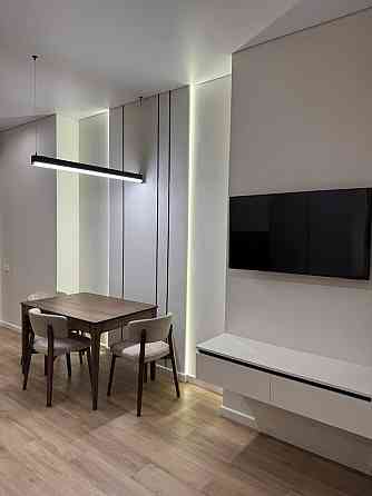 Нова 2 кімнатна квартира на Б. Хмельницького Kyiv