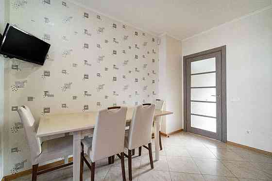 Здається в оренду стильна 4-х кімнатна квартира Київ