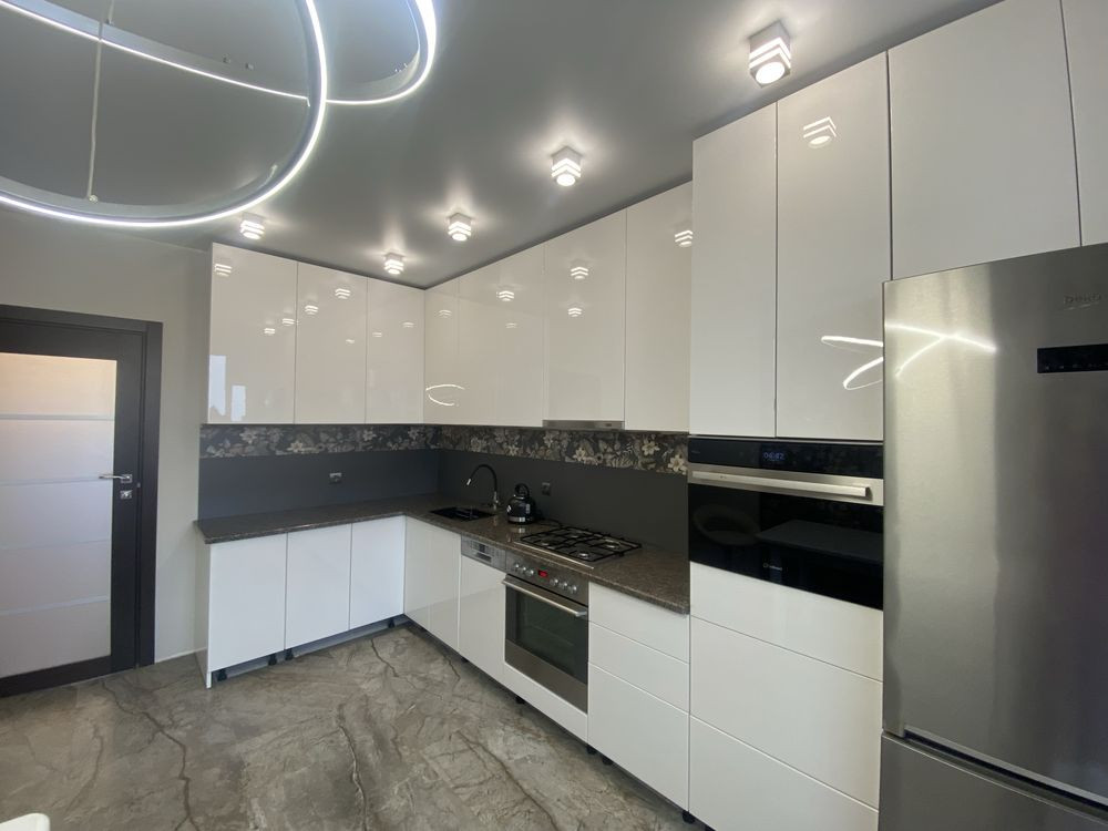 1 кім квартира з паркомісцем центр Ивано-Франковск - изображение 5