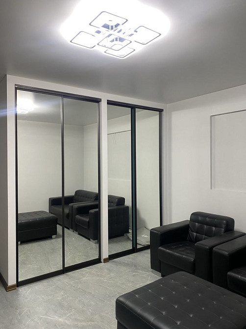 1 кім квартира з паркомісцем центр Ивано-Франковск - изображение 8