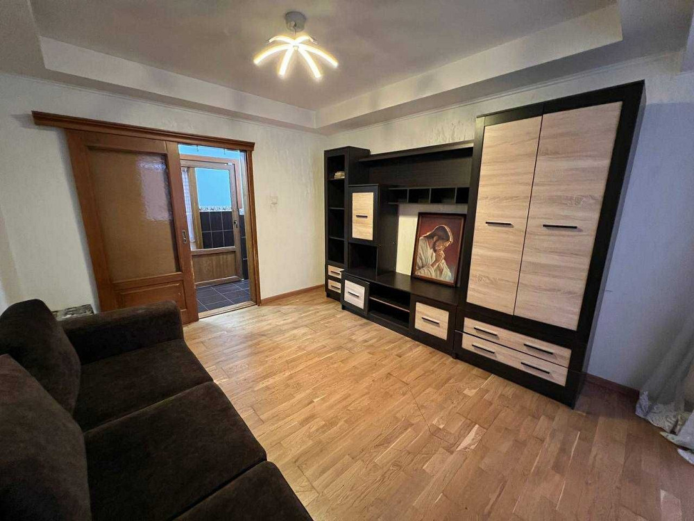 Оренда 2-х кімнатної квартири в м. Хуст, пл. Майдан Незалежності 4 Хуст - изображение 2