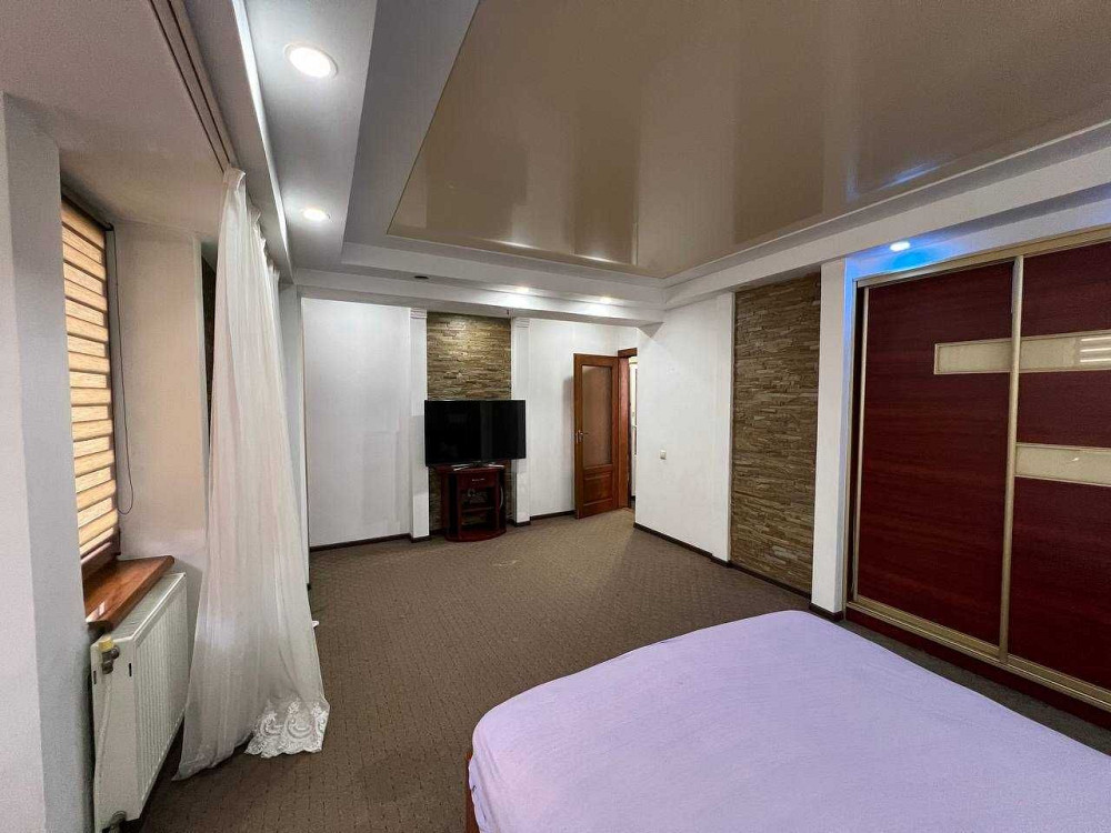 Оренда 2-х кімнатної квартири в м. Хуст, пл. Майдан Незалежності 4 Хуст - изображение 5