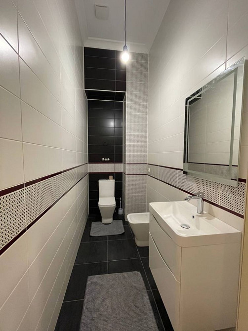 Сдам свою 2-х комнатную красивую квартиру. Книжка. Центр Одесса - изображение 4