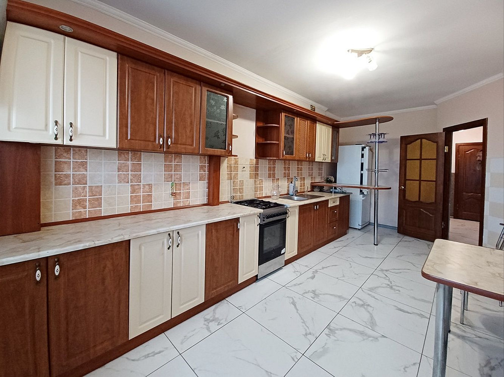 Оренда 2к квартири Вовчинецька біля атб Івано-Франківськ - зображення 2